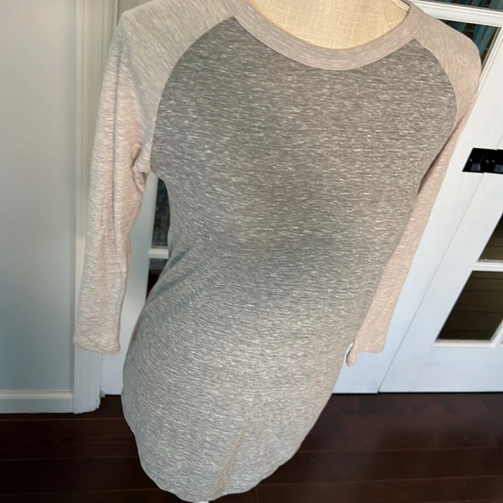 LULAROE long sleeve baseball tee, grey, size XS - Picture 3 of 6
